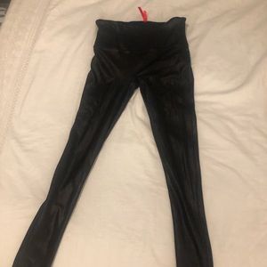 Spanx Faux Leather Leggings Large Petite